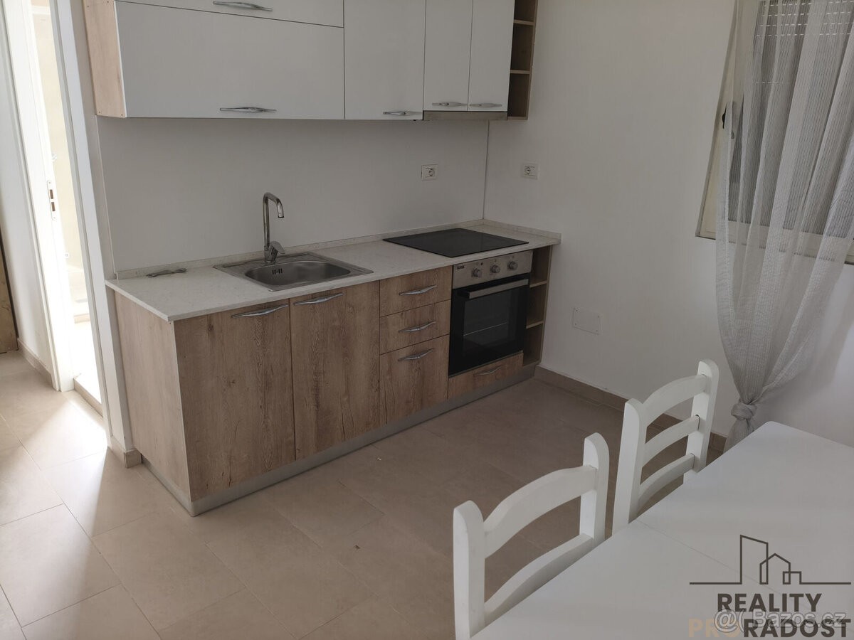 Byt · 54 m² · 987 66, Zahraničí - 3