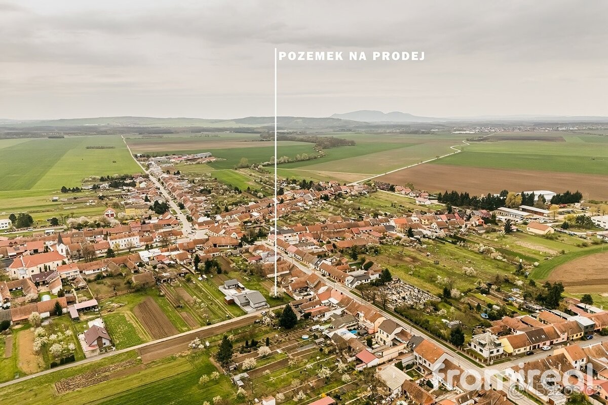Stavební pozemek, Žabčice – pohled 5