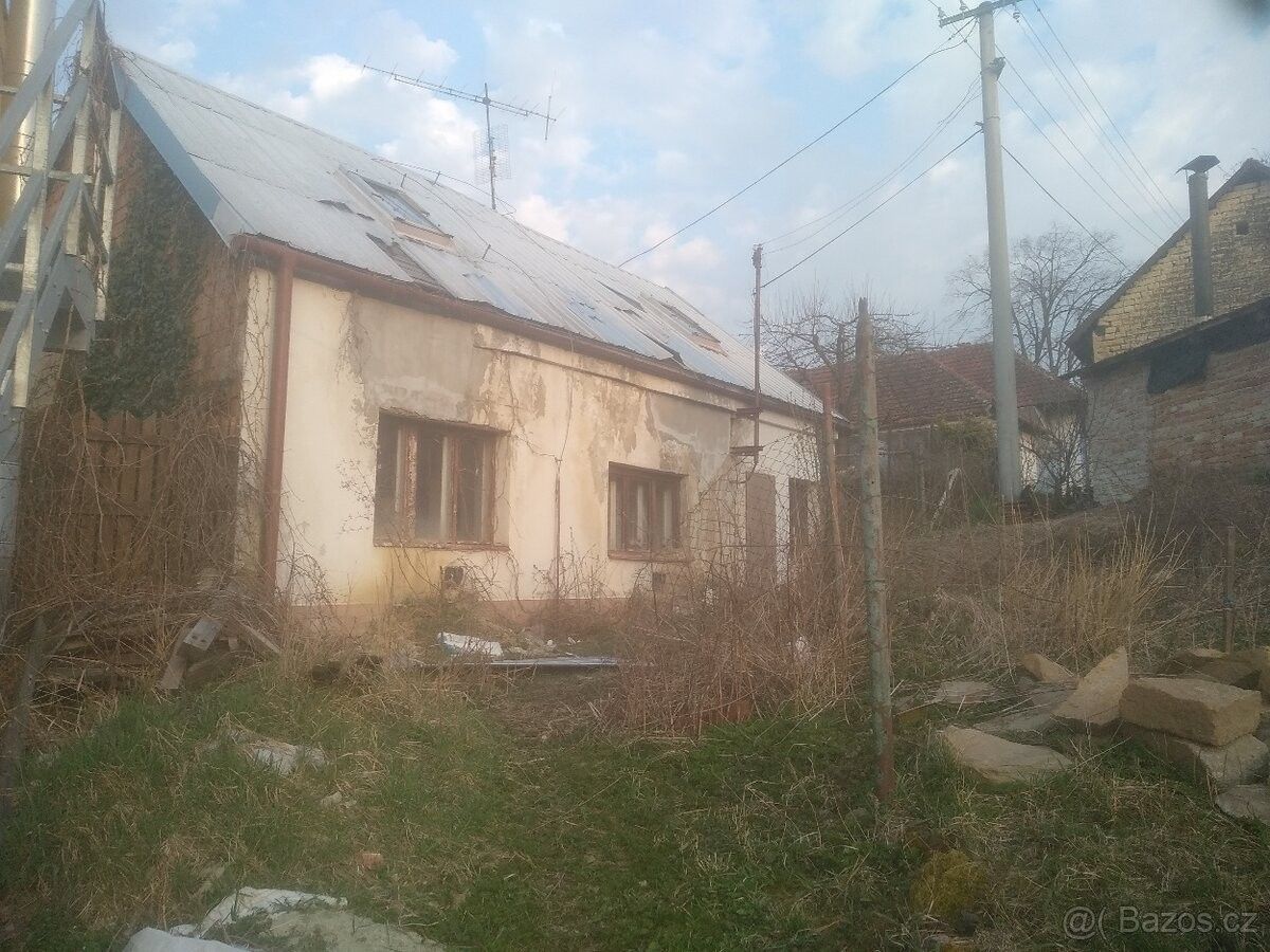 Rodinné domy, Boršice u Buchlovic, 687 09 - 1