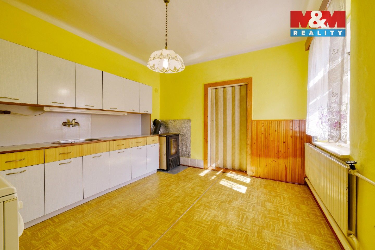 Prodej rodinný dům - Dolní Žandov, 122 m²