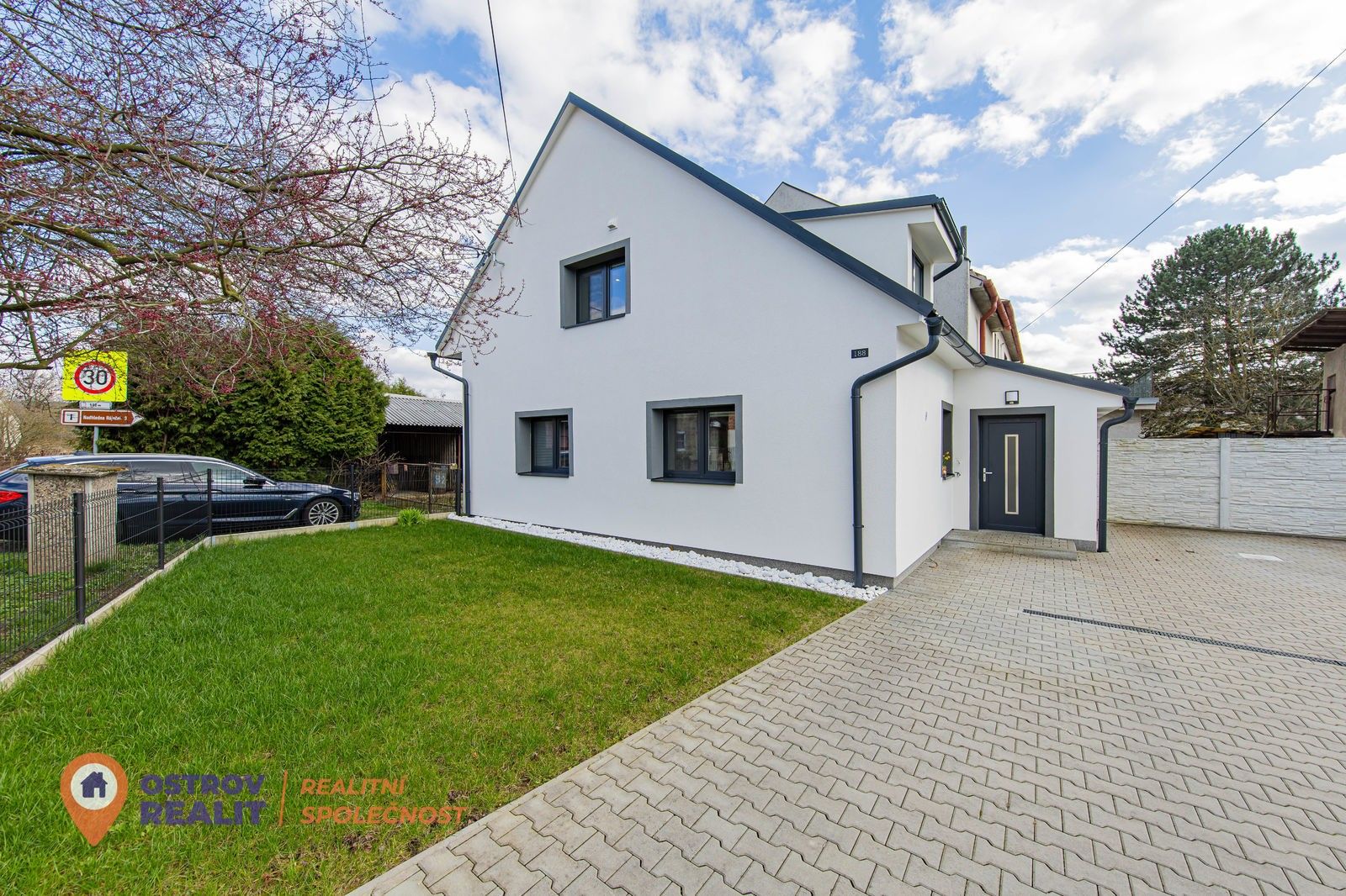 Prodej dům - Rovensko, 99 m²