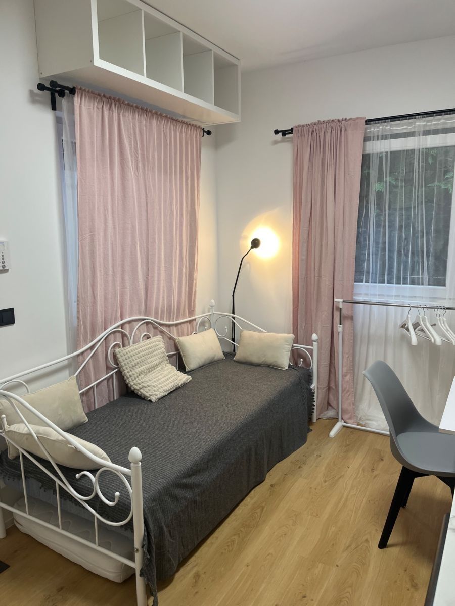 1+kk, Plzeňská, Praha - Smíchov, 15 m² - 2