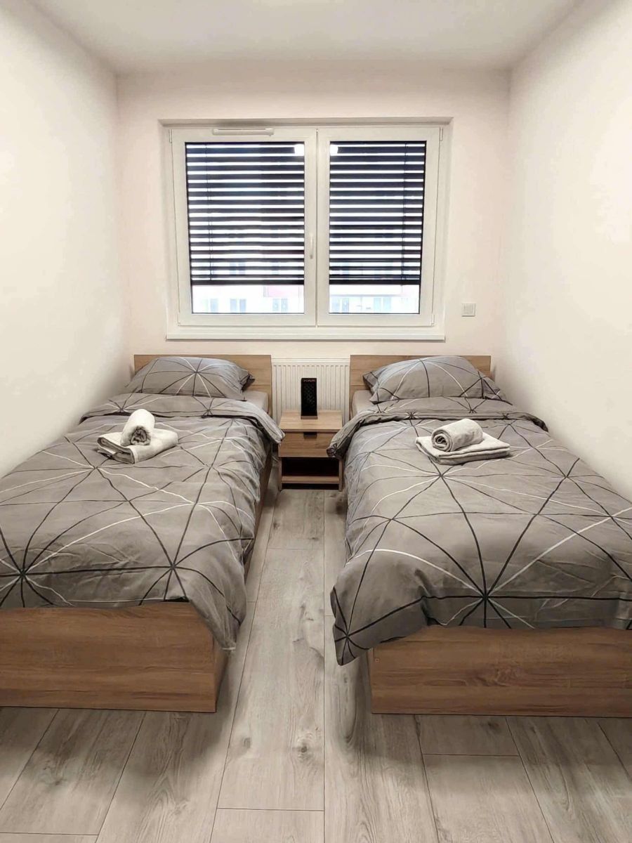 Pronájem byt - Miloše Havla, Praha - Hlubočepy, 77 m² - 5