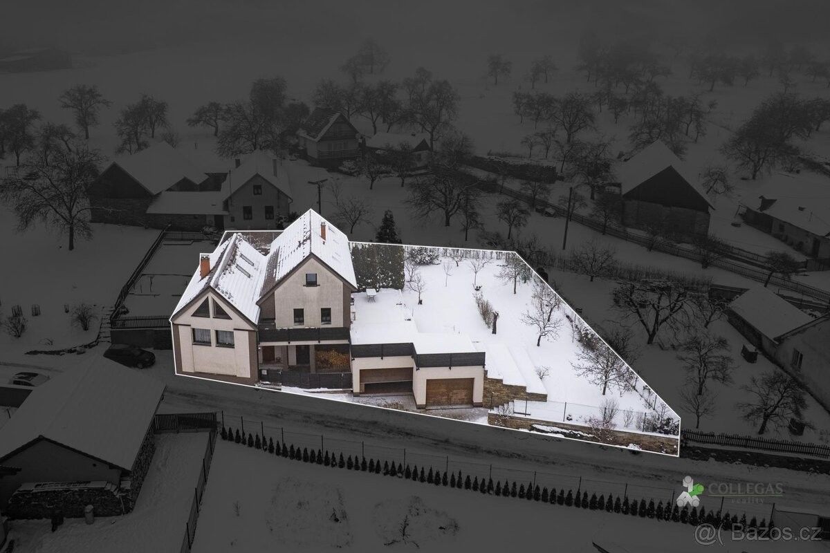 Prodej rodinný dům - Lomnice u Tišnova, 679 23