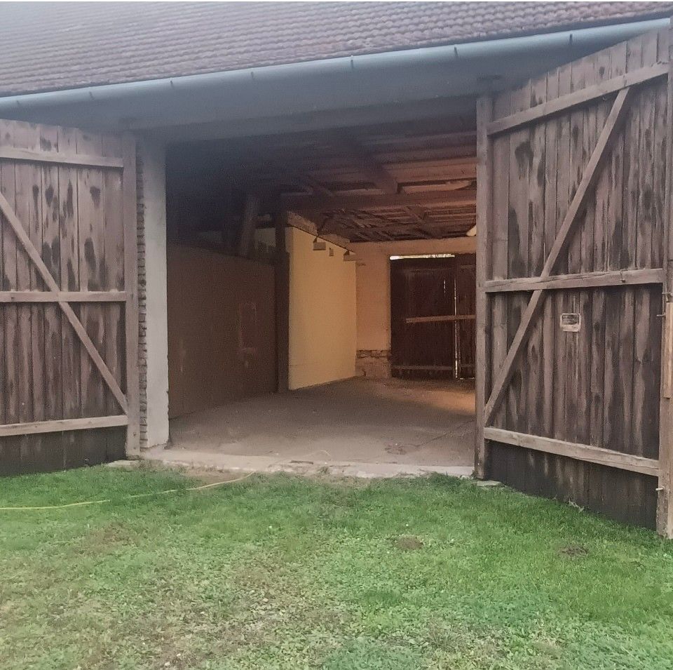 Pronájem garáž - Rajhrad, 664 61