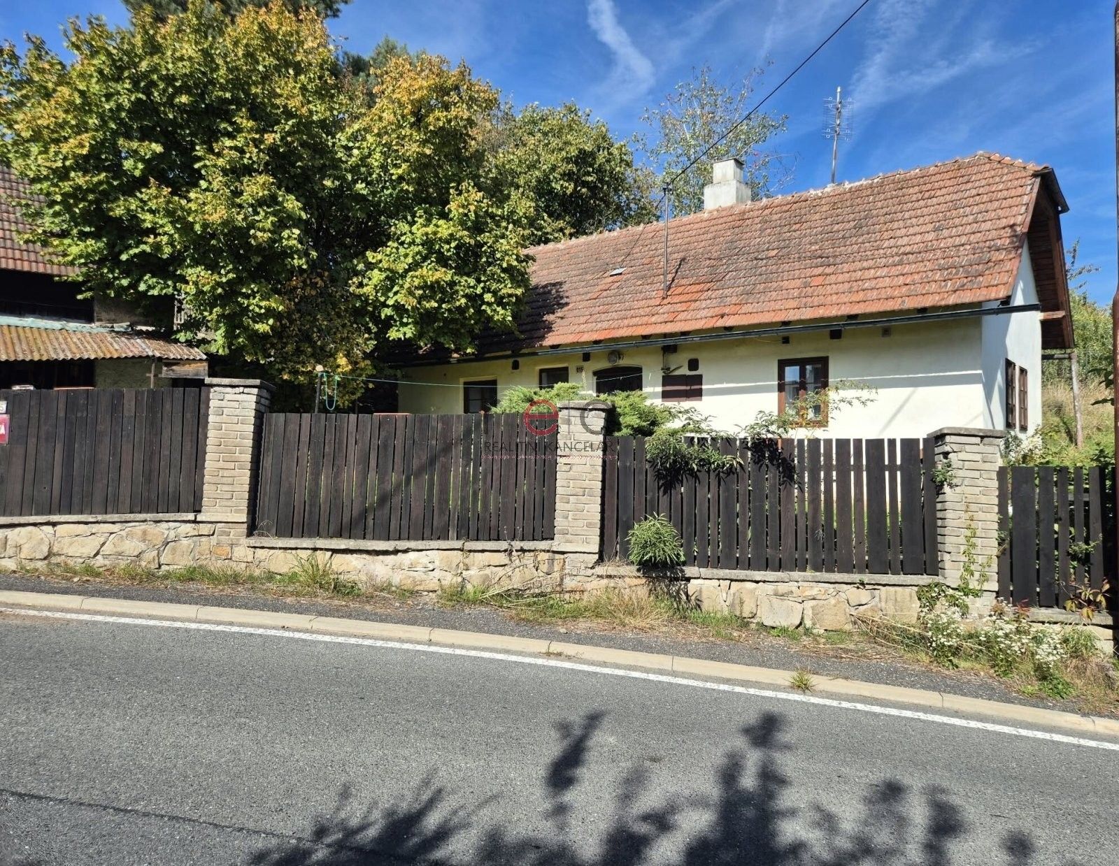 Chalupy, nám. lípy svobody, Černé Voděrady, 60 m² - 1