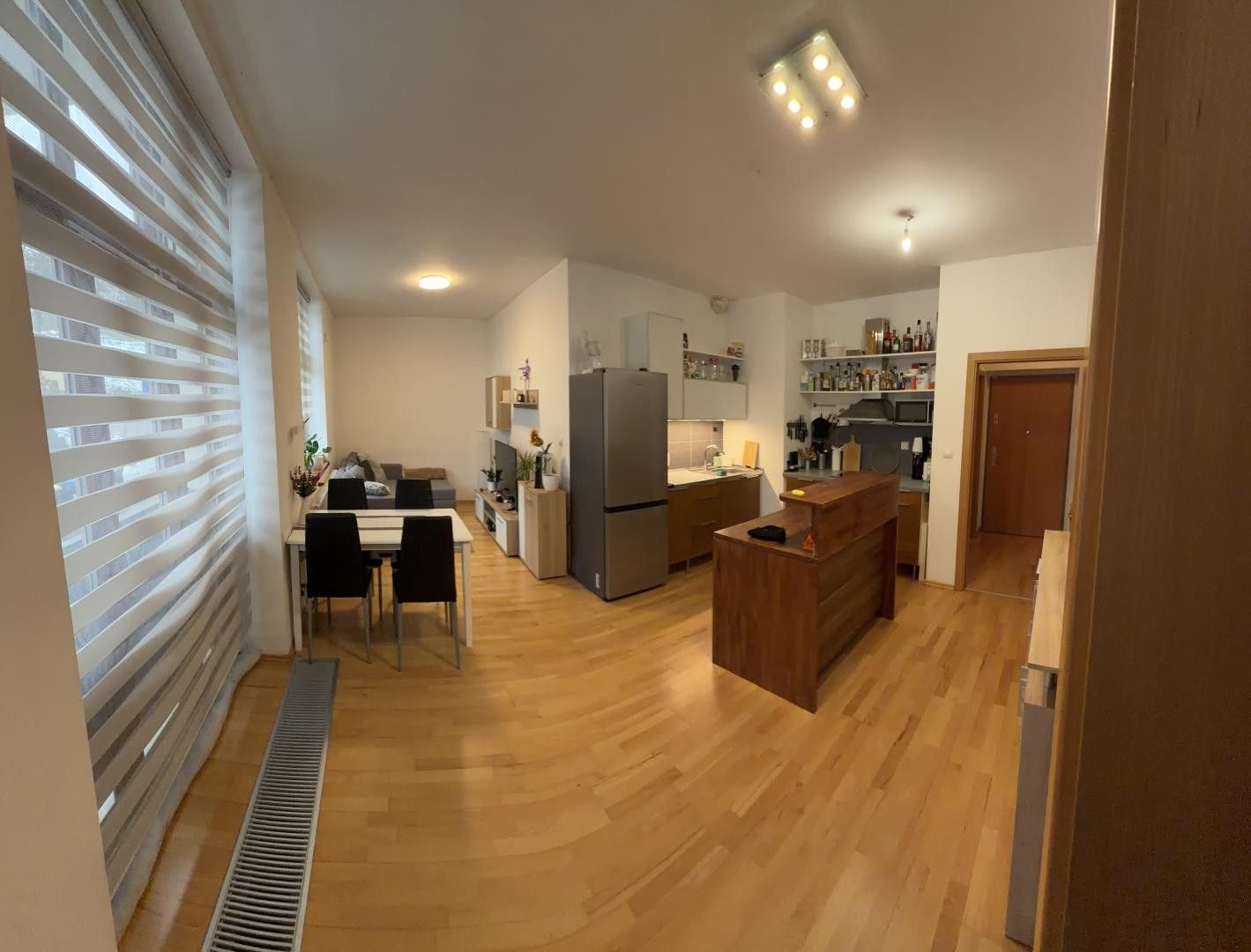 Pronájem byt 2+kk - Musílkova 488, Praha, 50 m²