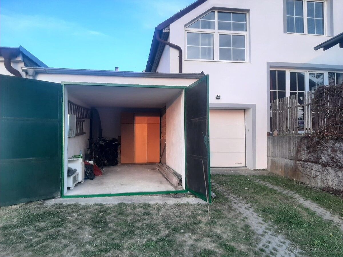 Garáže, České Budějovice, 370 06 - 2
