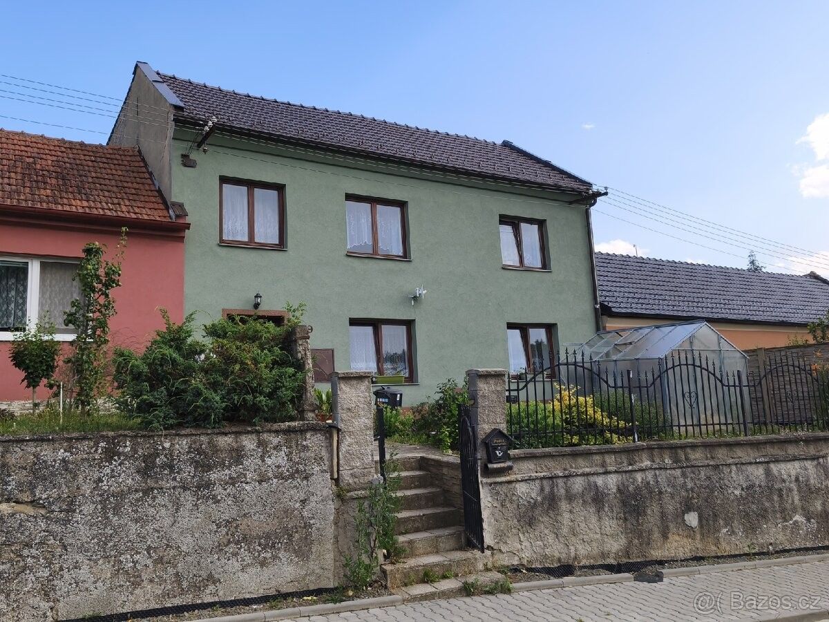 Rodinné domy, Otaslavice, 798 06 - 1