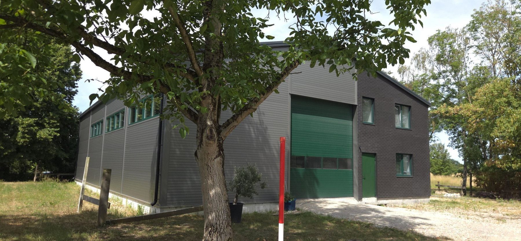 Obchodní prostory, , Bádensko-Württembersko, 690 m² - 1