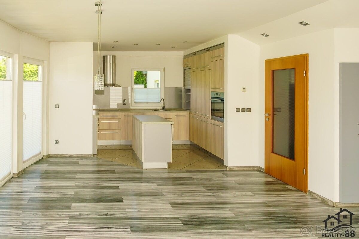 Prodej rodinný dům - Karviná, 733 01