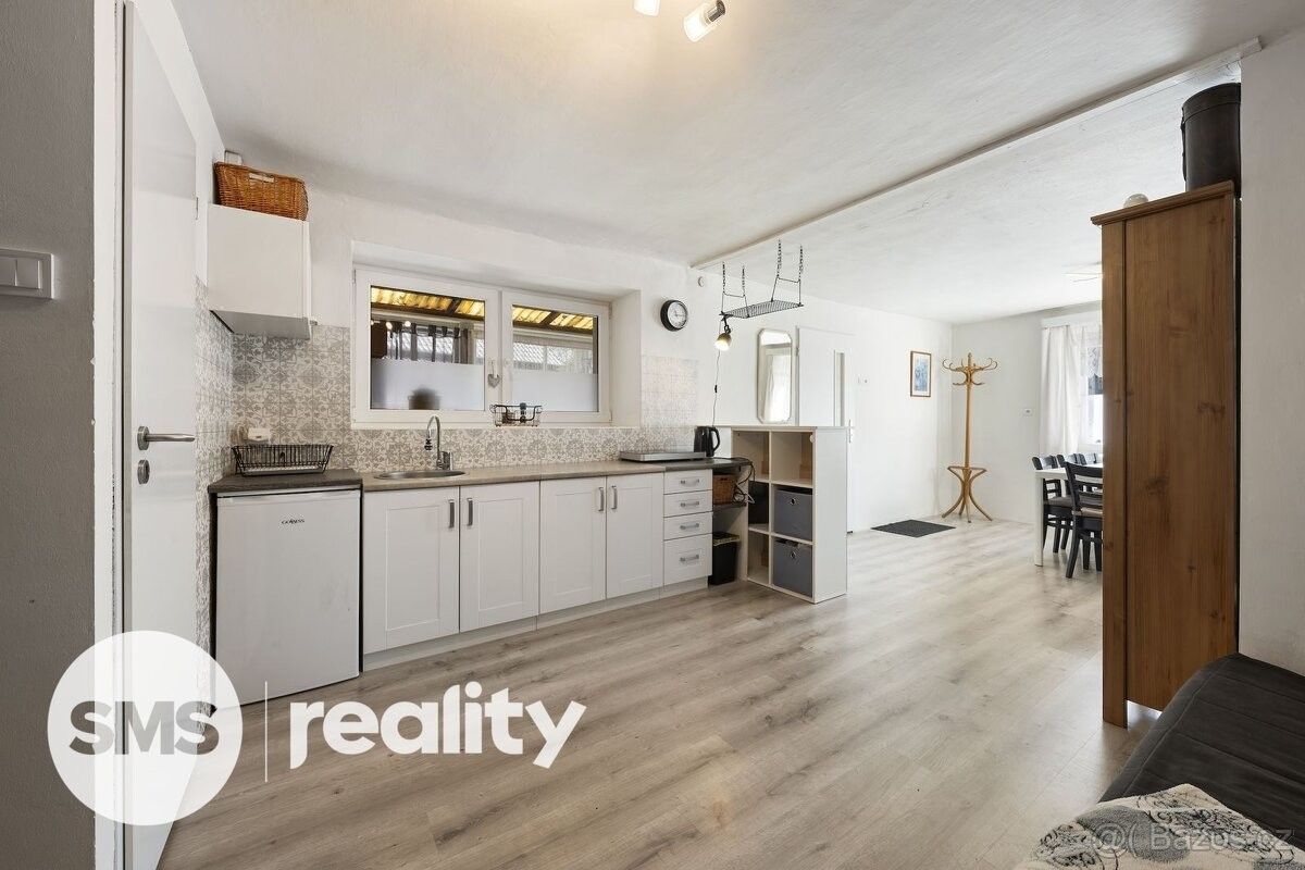 Restaurace, Bouzov, 783 25