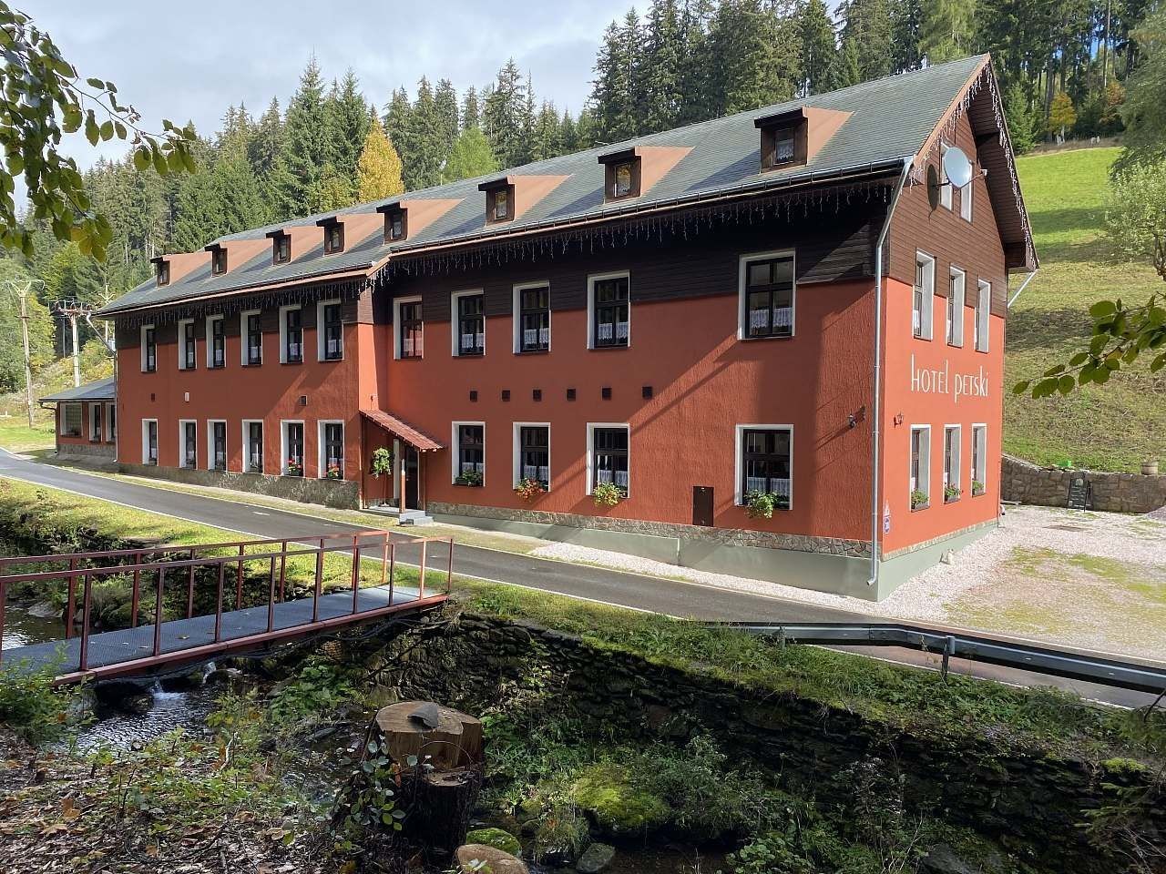 Chaty, Strážné - Strážné, Královéhradecký kraj - 2