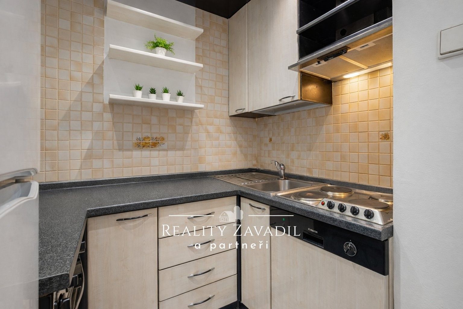 Pronájem byt 1+kk - Petržílova 3302, Praha, 30 m²