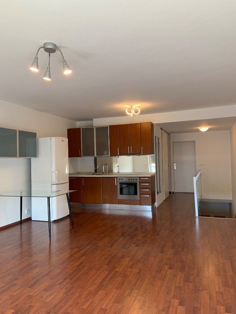 2+kk, Skloněná, Praha - Vysočany, 64 m² - 1