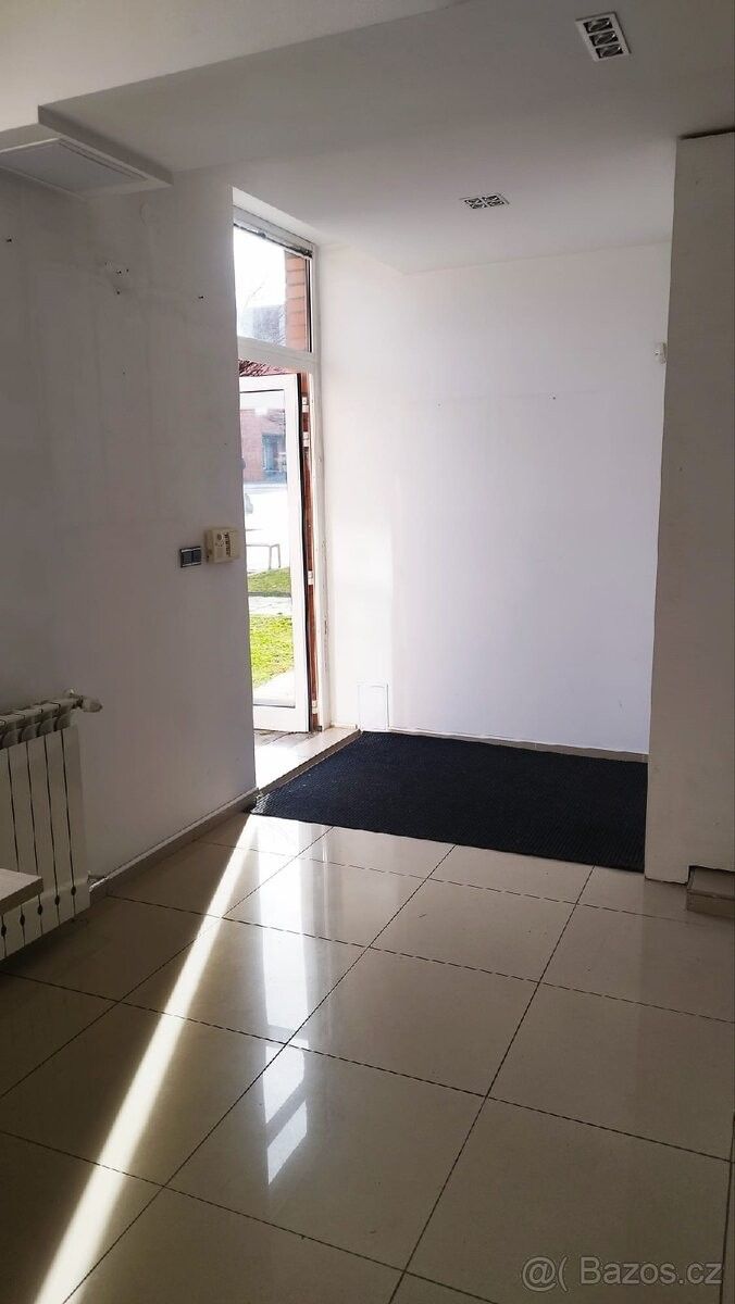 Pronájem kancelář - Zlín, 763 02