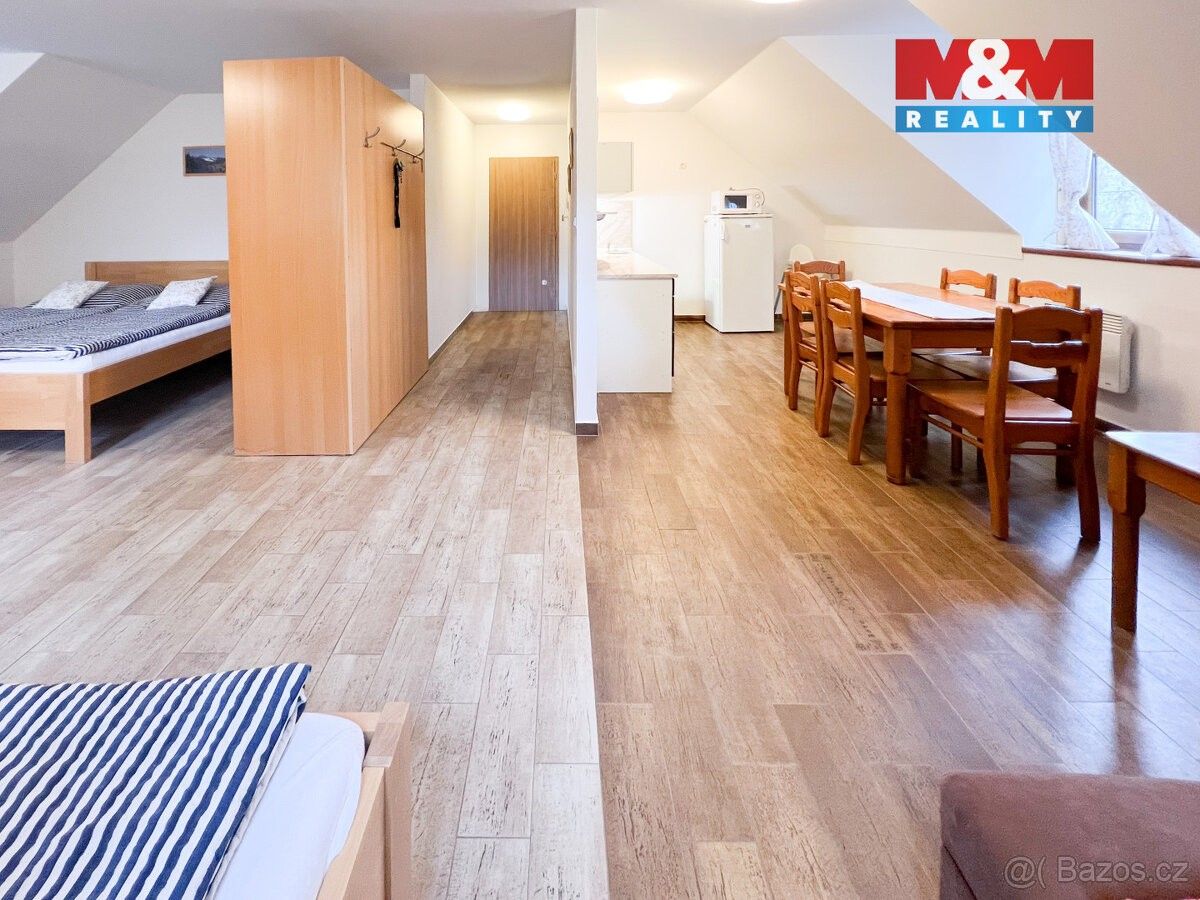 Prodej rodinný dům - Horní Planá, 384 51