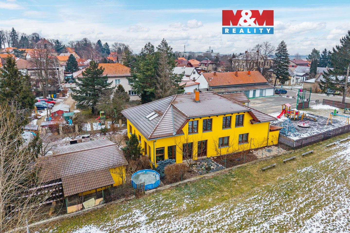 Rodinné domy, Hradešín, 350 m²