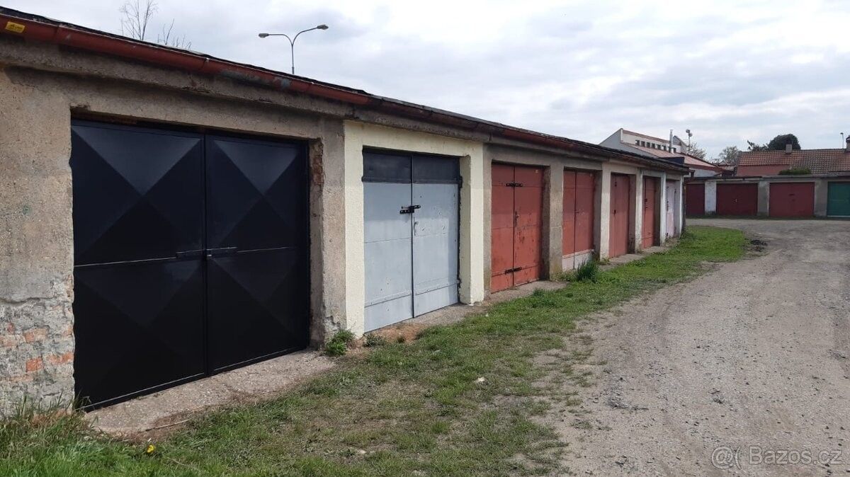 Garáže, Pardubice, 533 53