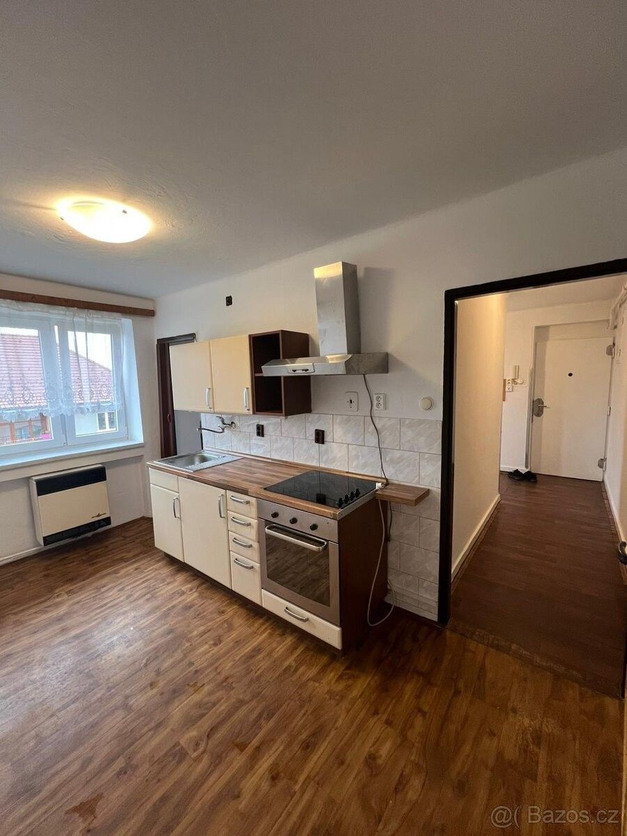 Pronájem byt - Humpolec, 396 01