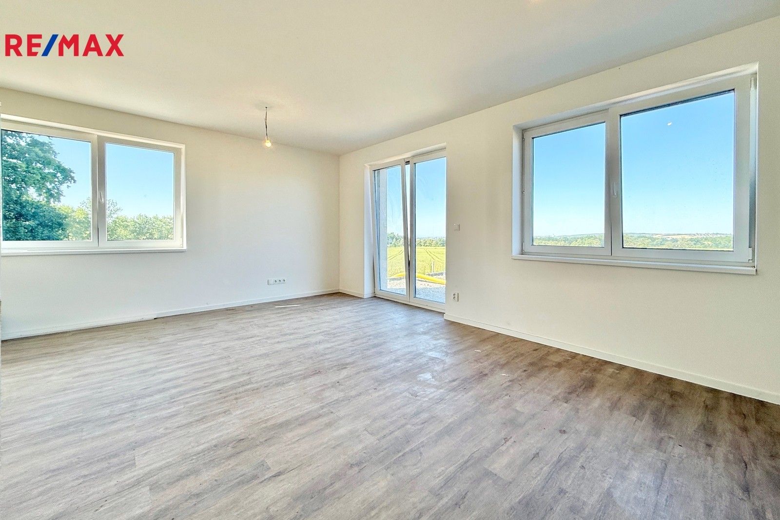 Prodej byt 4+kk - Strančice, 104 m²