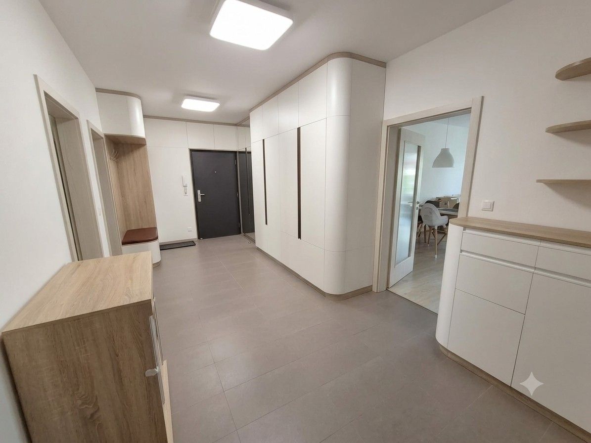 4+kk, Škrábkových, Praha - Letňany, 106 m² - 2