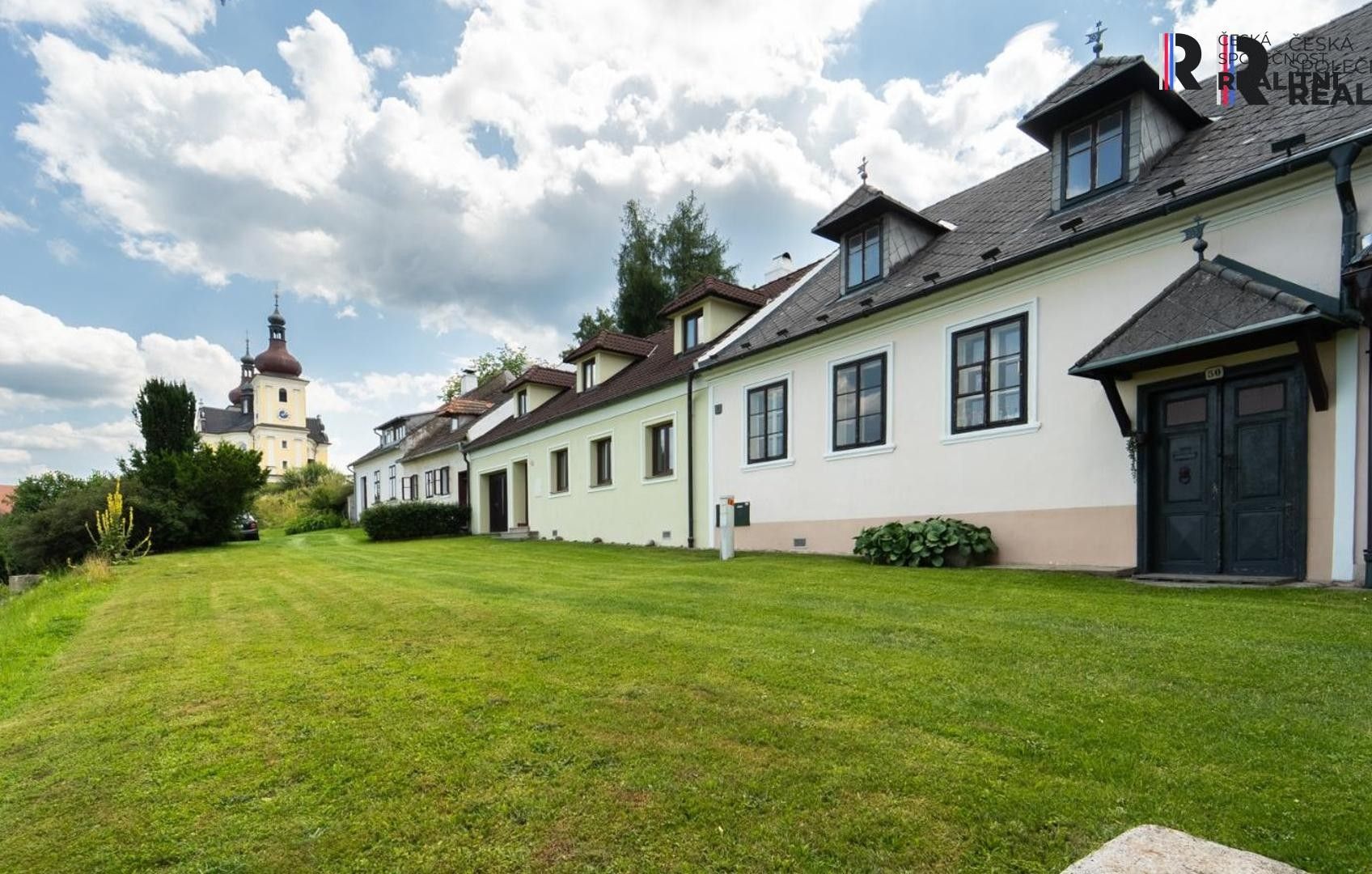 Prodej rodinný dům - Dobrá Voda, Horní Stropnice, 387 m²