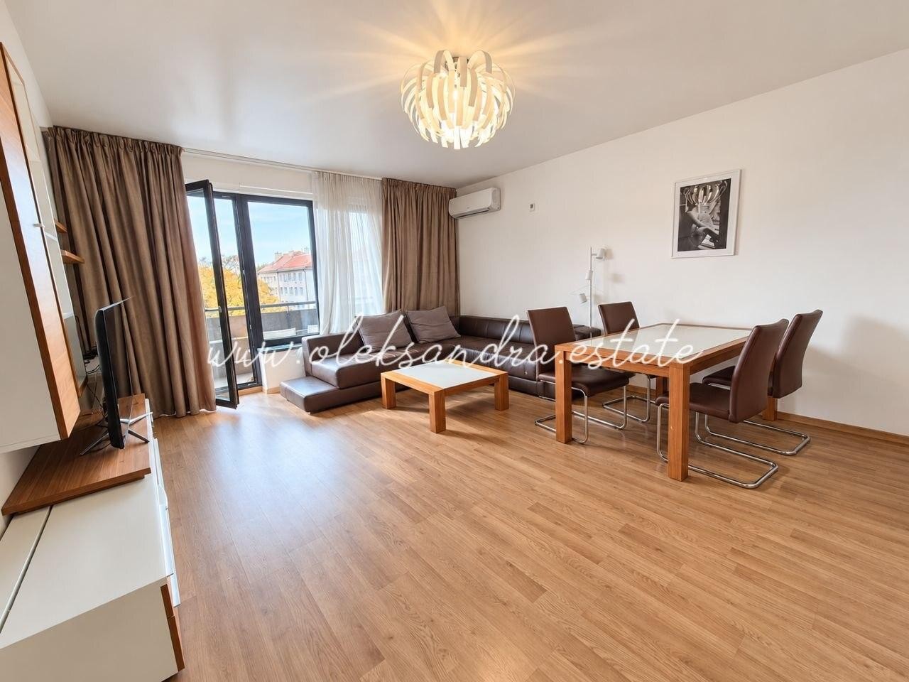 Byt 2+kk · 58 m² · V mezihoří, Praha - 2