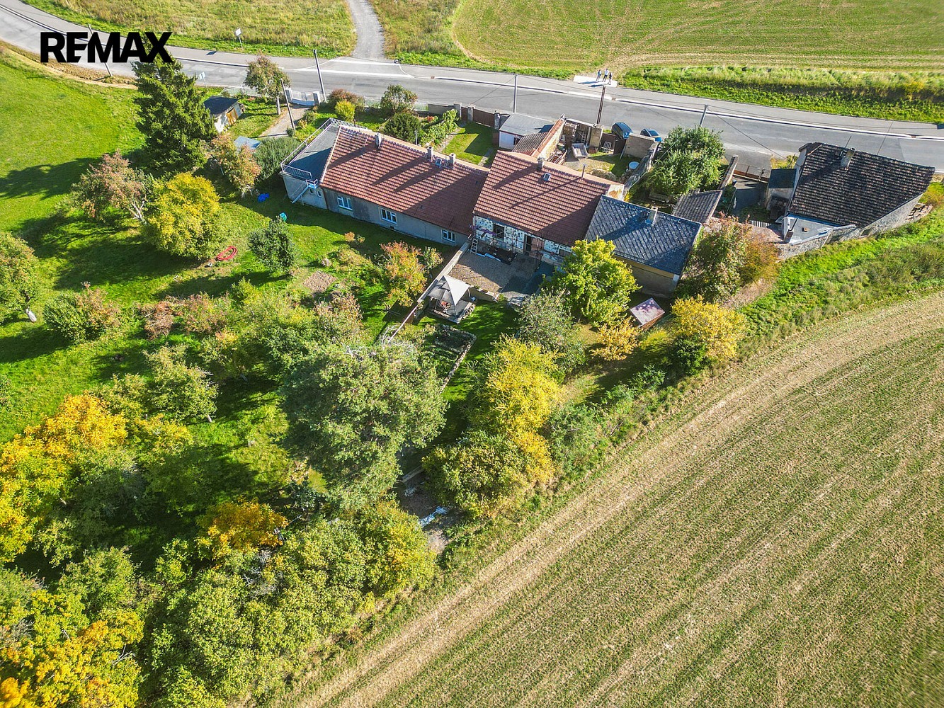 Rodinný dům · 280 m² · Družec, okres Kladno - 3