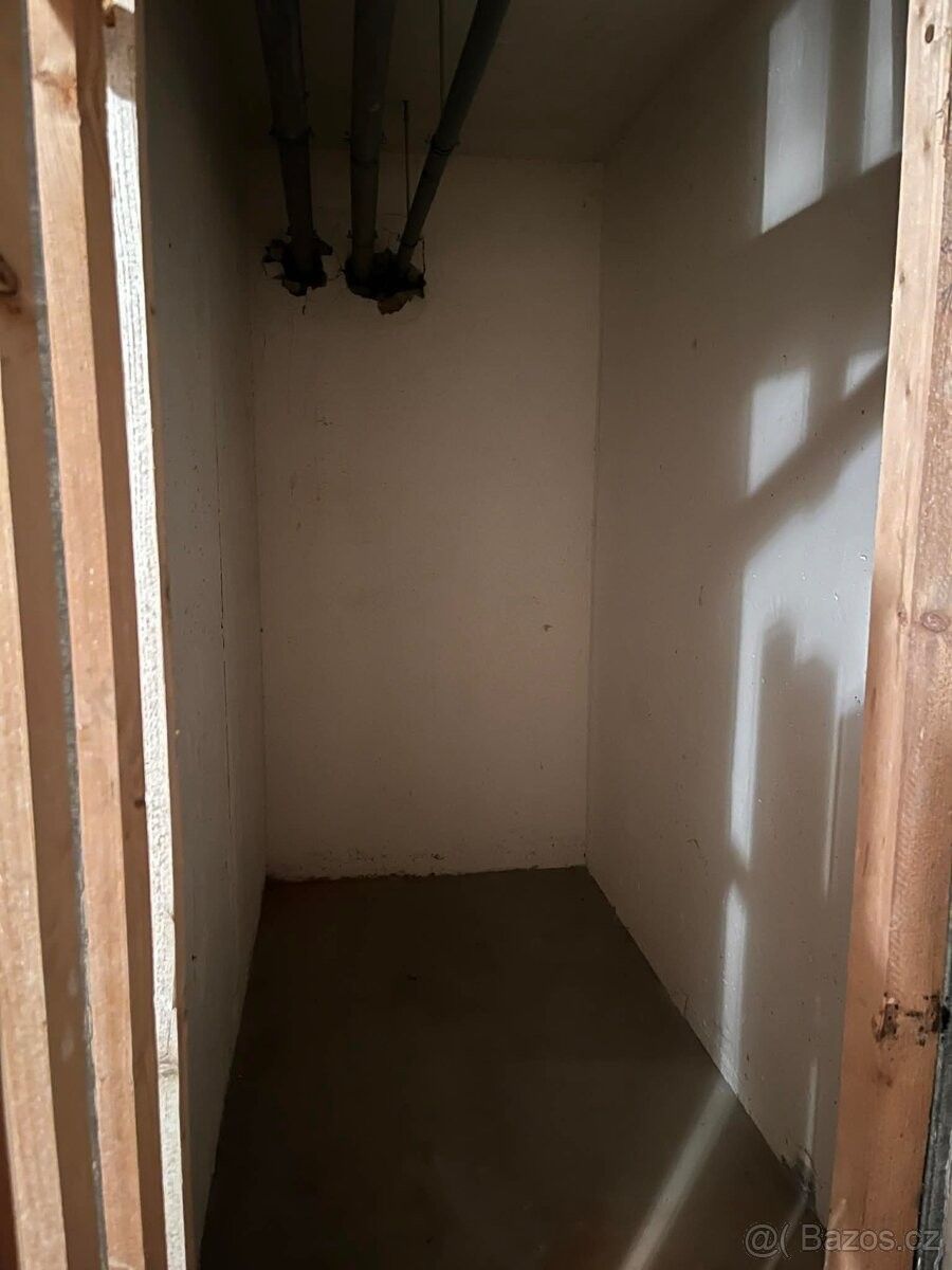 Ostatní, Praha, 130 00