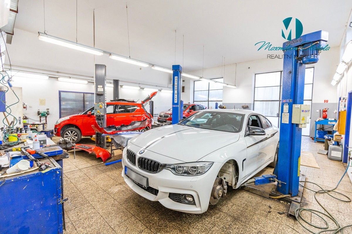 Prodej komerční - Semonice, Jaroměř, 3 m²