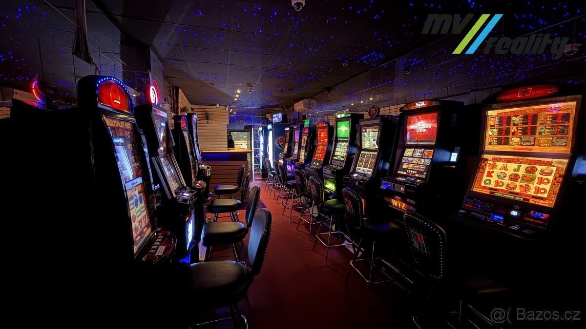 Pronájem obchodní prostory - Lysá nad Labem, 289 22