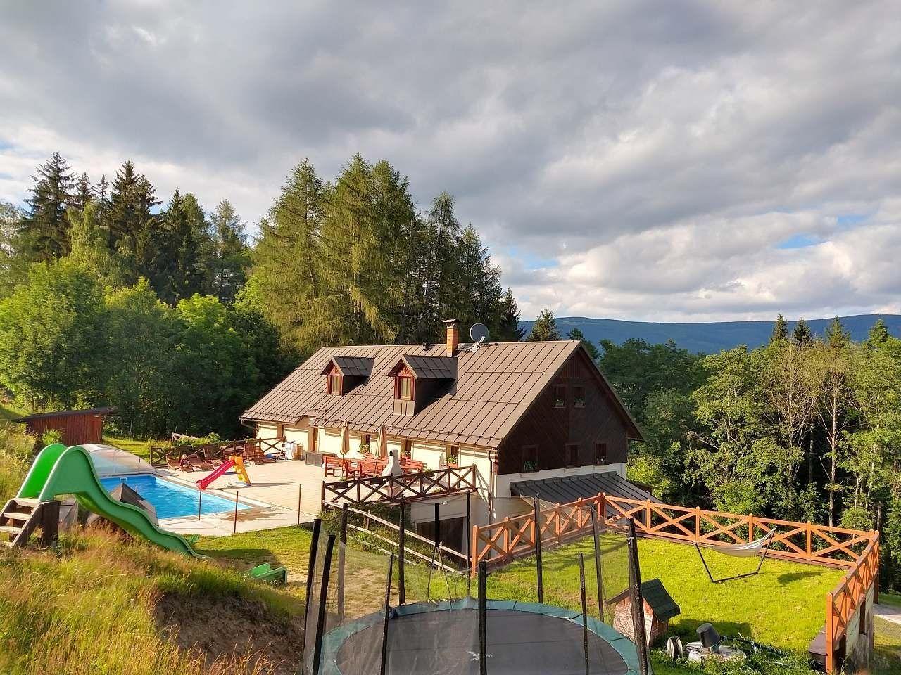 Chaty, Hořejší Vrchlabí, Královéhradecký kraj - 1