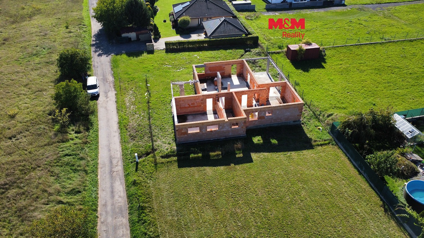Pozemek pro bydlení, 1 044 m²