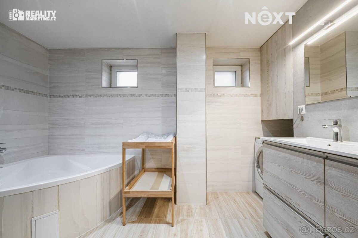 Prodej rodinný dům - Bílovice u Uherského Hradiště, 687 12