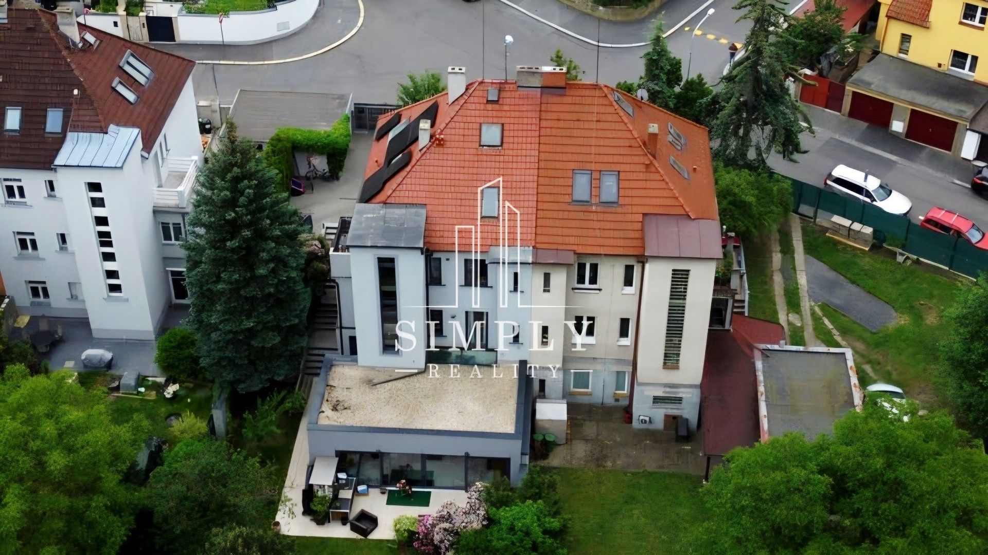 Obchodní prostory, Herbenova, Praha, 360 m²