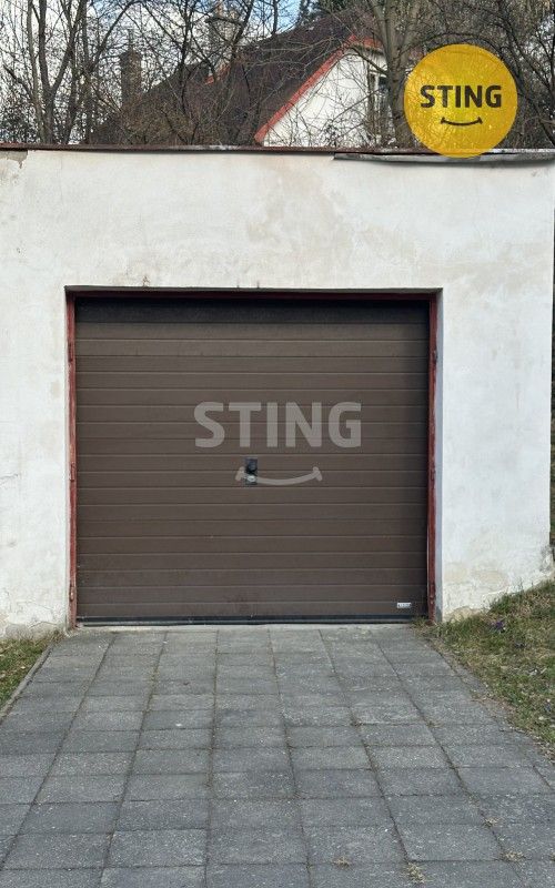 Garáže, Rožnov pod Radhoštěm, 18 m²