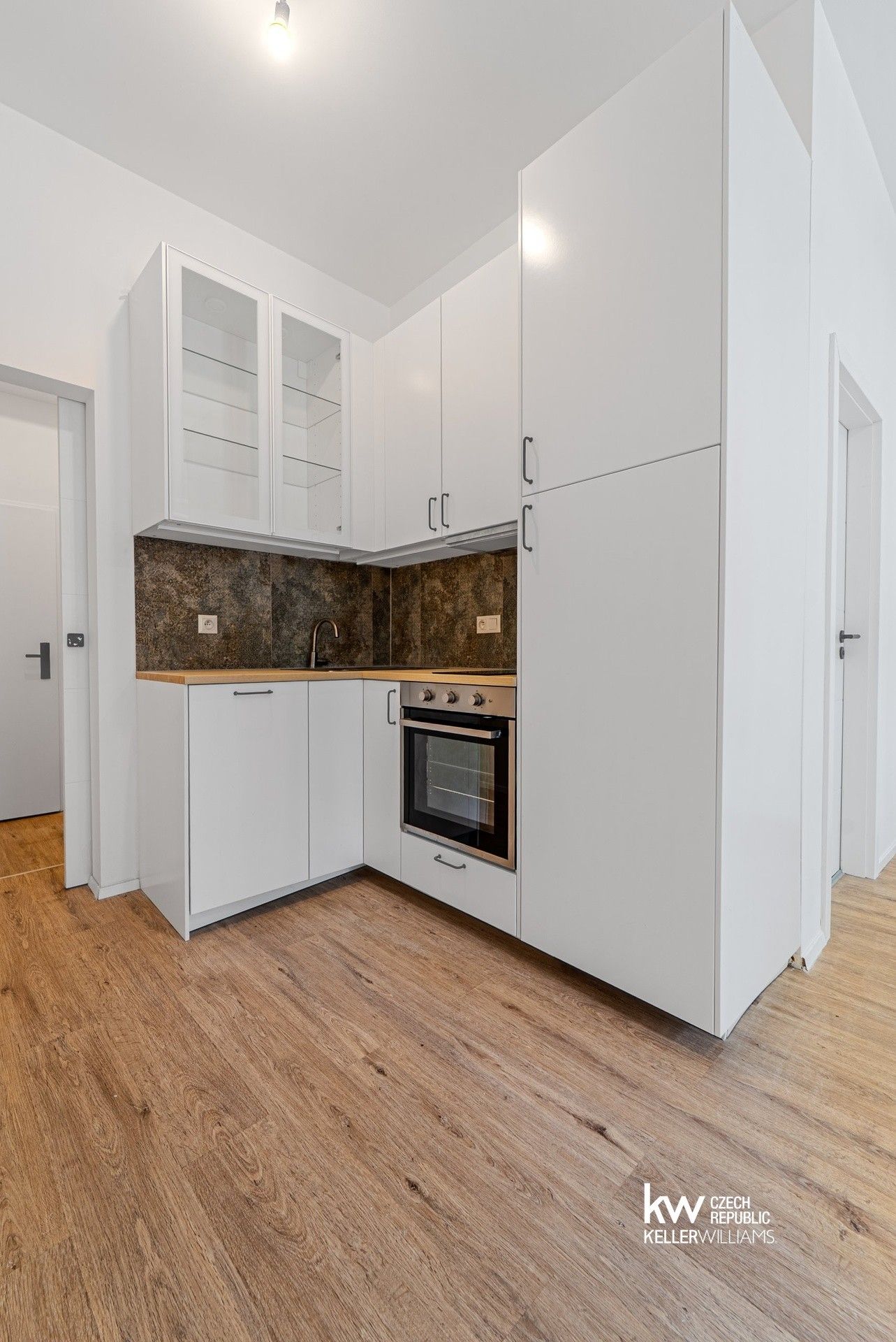 Byt 1+kk · 28 m² · Holečkova, Praha - 3