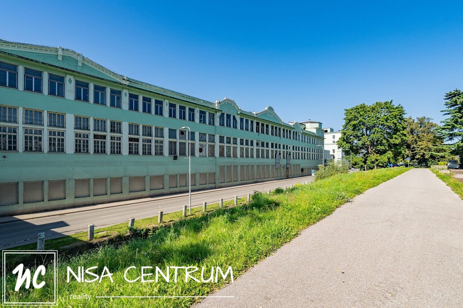 Výrobní prostory · 6 000 m² · Hostinné, okres Trutnov, Královéhradecký kraj - 1