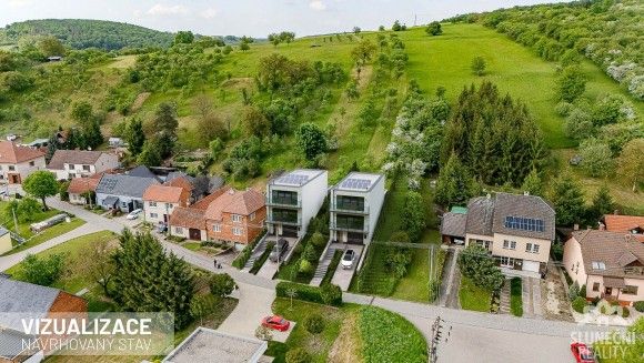 Prodej ostatní - Bílovice u Uherského Hradiště, 687 12