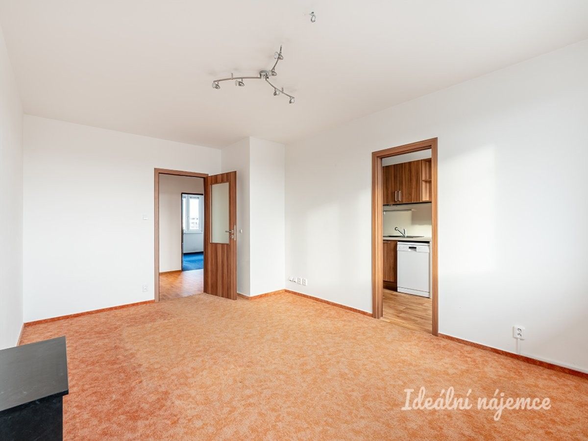 Pronájem byt 3+1 - Lessnerova, Praha, 72 m²