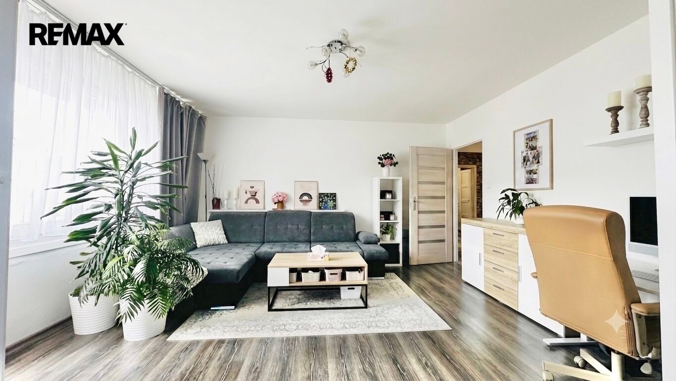 4+1, Na konečné 204, Teplice Prosetice, 98 m² - 1