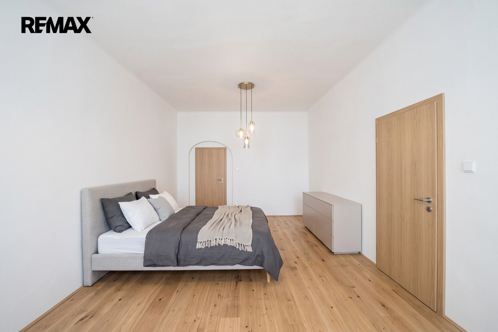 Činžovní dům · 700 m² · Zámecké nám. 1249, Frýdek-Místek Frýdek - 4