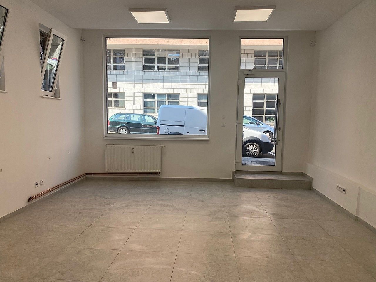 Obchodní prostory · 32 m² · Husovo nám., Děčín - Děčín IV-Podmokly - 3