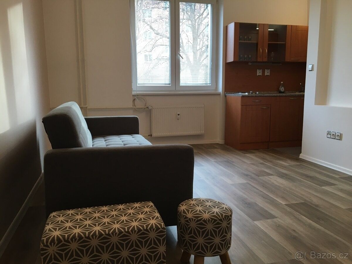 Pronájem byt - Mělník, 276 01