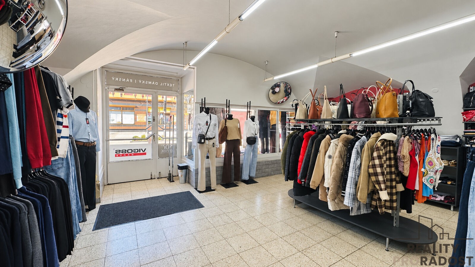 Obchodní prostory · 121 m² · Národní třída 261, Hodonín - 3