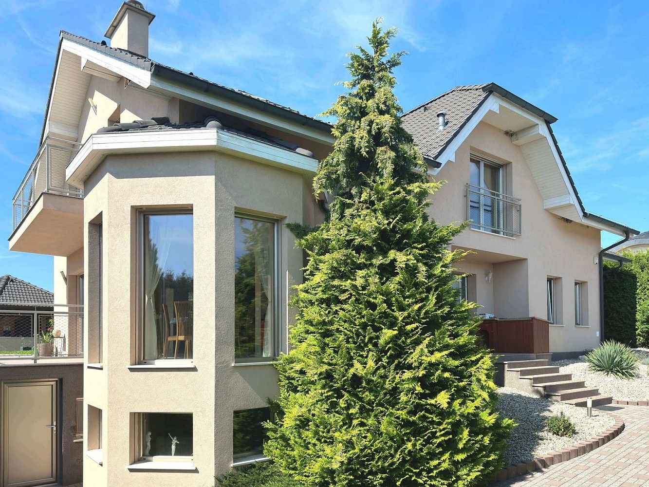 Rodinné domy, Trnová, okres Praha-západ, 450 m² - 2