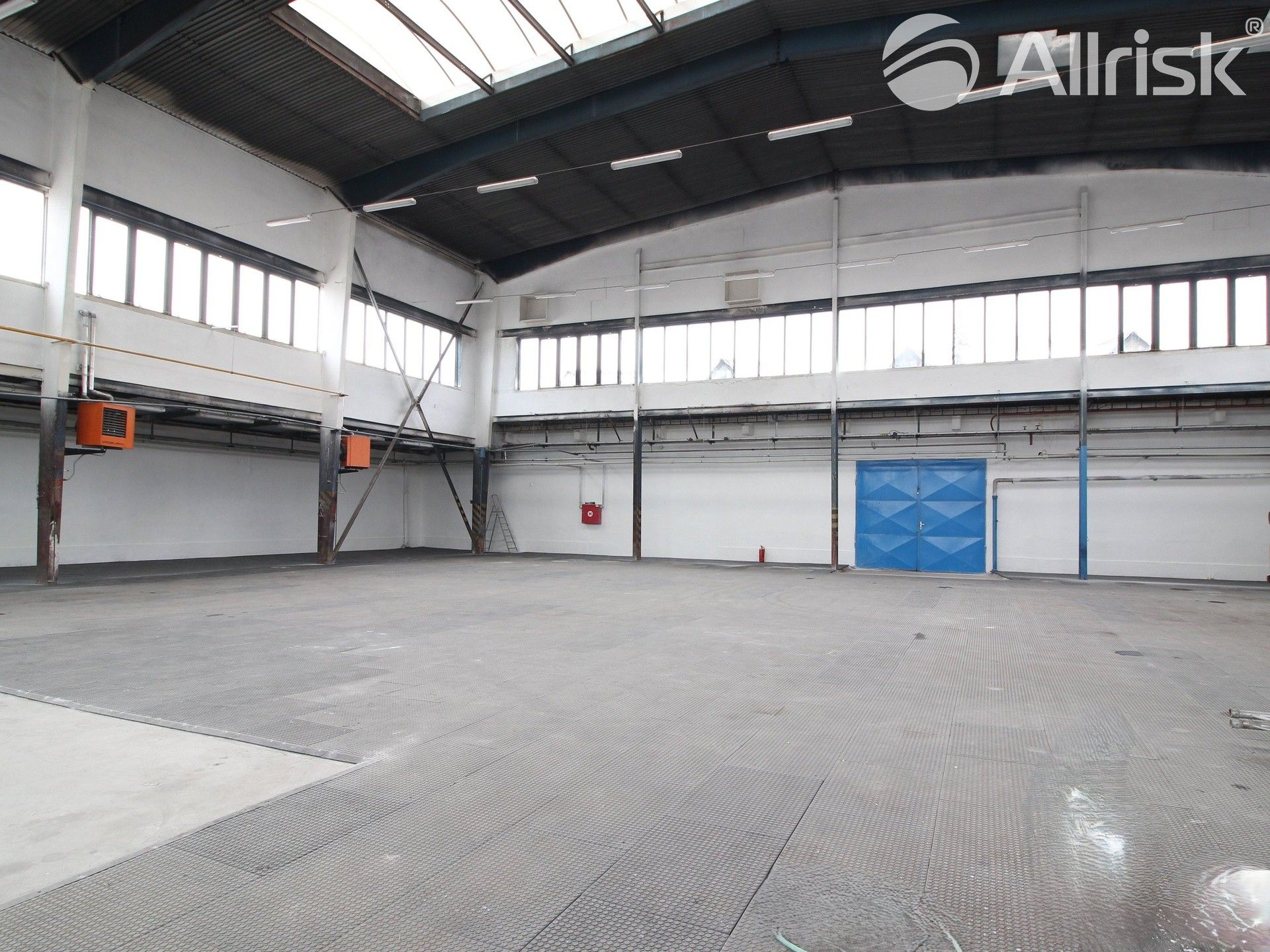 Pronájem výrobní prostory - Brno, 780 m²