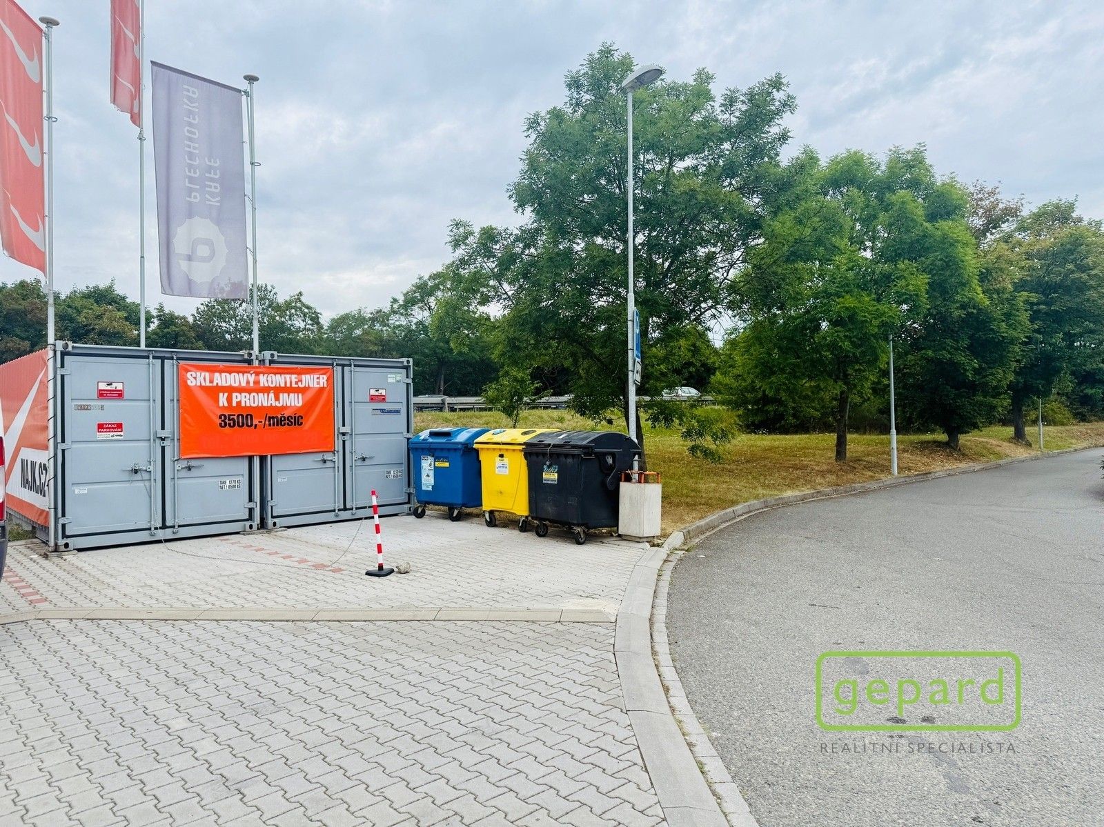 Pronájem sklad - Pražská, Mníšek pod Brdy, 15 m²