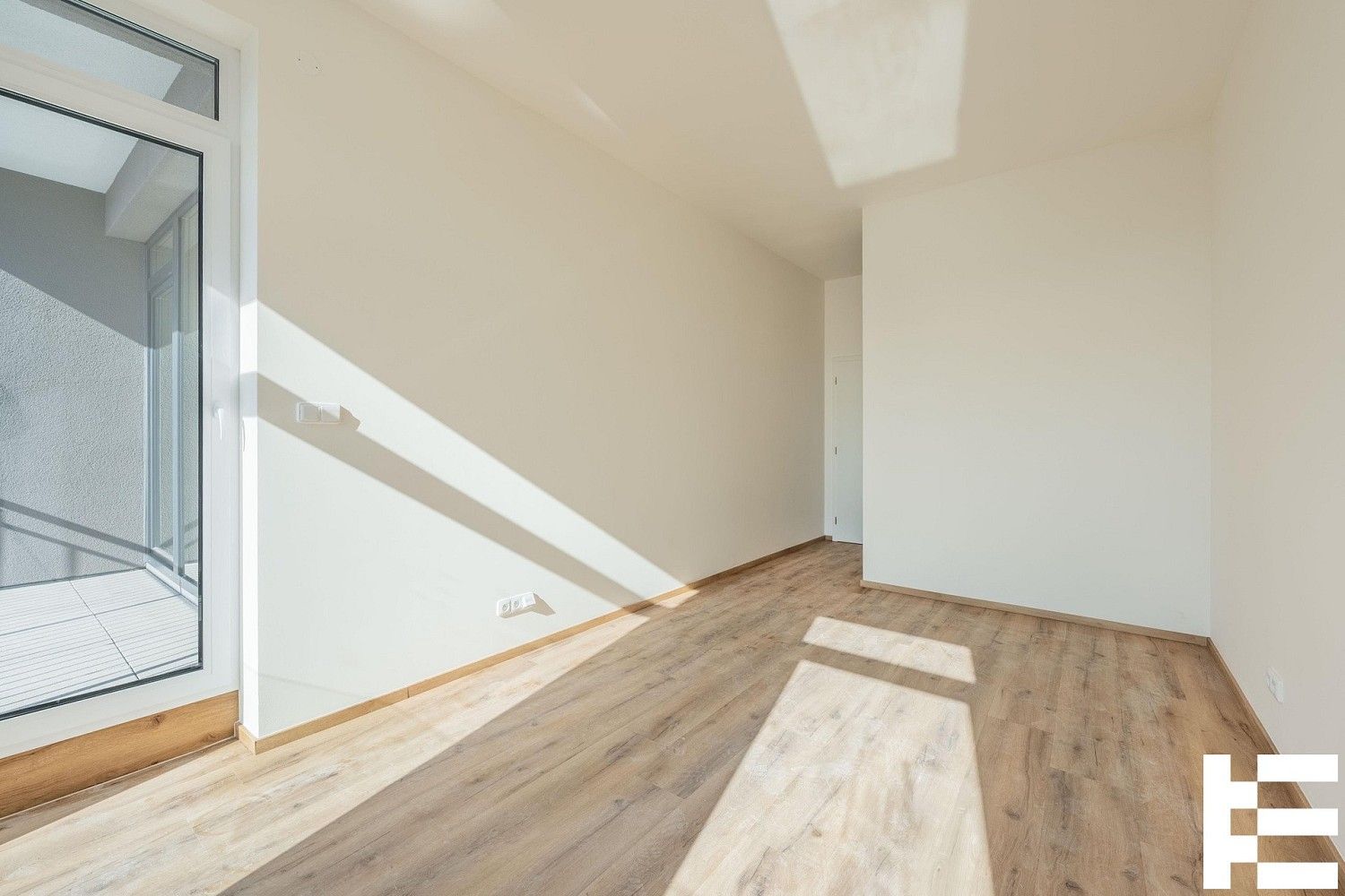 Byt 2+kk · 74 m² · Praha - Bohnice, okres Praha 8, Hlavní město Praha - 4